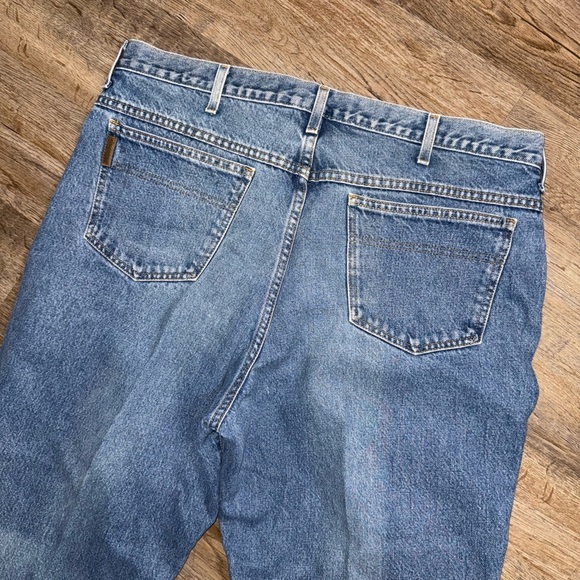 Cinch • Green Label Original Relaxed Fit Jeans - Picture 6 of 9